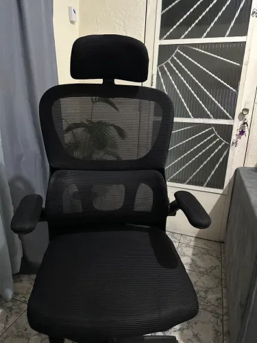 Cadeira ergonômica 