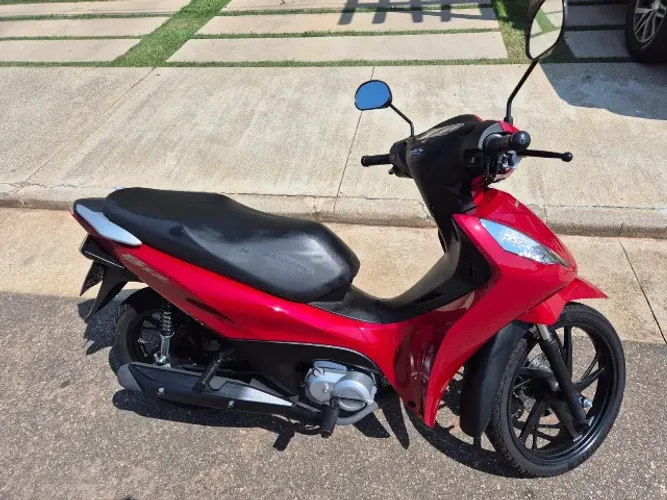 VENDO HONDA BIZ EX 125 - 2026