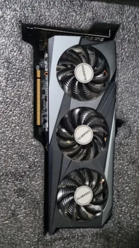 Placa de vídeo Gigabyte RTX 3050 8GB