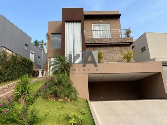 Casa 250m² condomínio fechado - 03 suítes - 04 vagas - Valville - Santana parnaíba