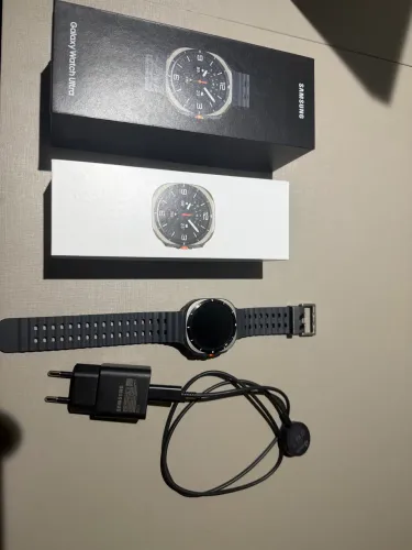 Samsung Galaxy Watch Ultra Titânio Prata