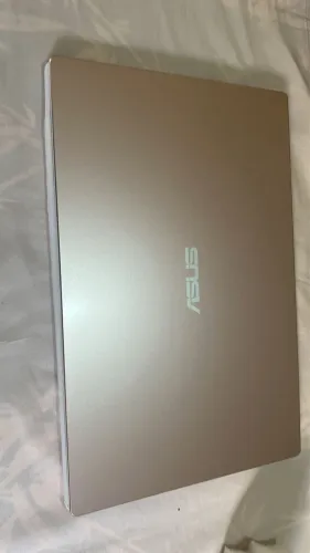 Vende notebook novo 