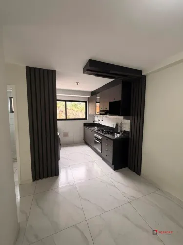 Apartamento em Lamenha Grande, Almirante Tamandaré/PR