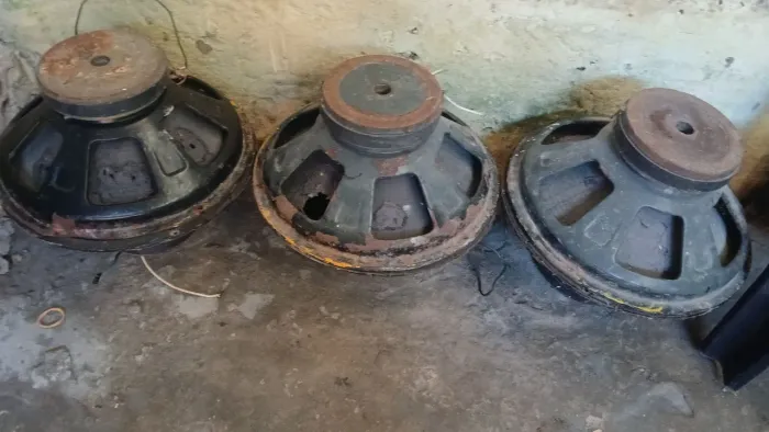 Vendo 6 fone de 15 por $ 250 mas tem que arrumar os seis fone