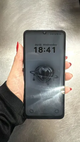 Xiomi hyperOS Redmi 13