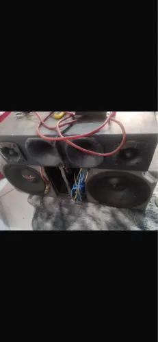 Vendo som automotivo