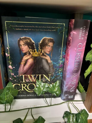 Twin crows - 2 livros capa dura em inglês