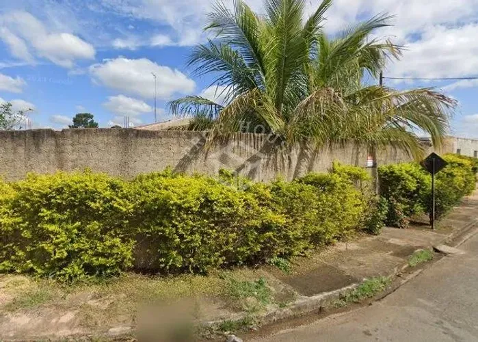 Ótimo Terreno de Esquina no Jardim Residencial Village em Limeira-SP