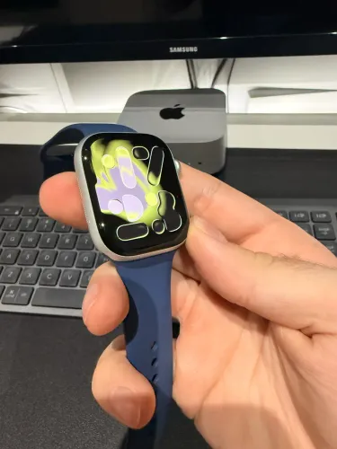 Apple Watch Series 10 46mm - NA GARANTIA