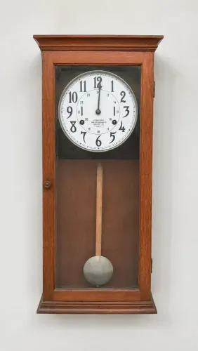 Relógio de parede industrial antigo international time recording Co