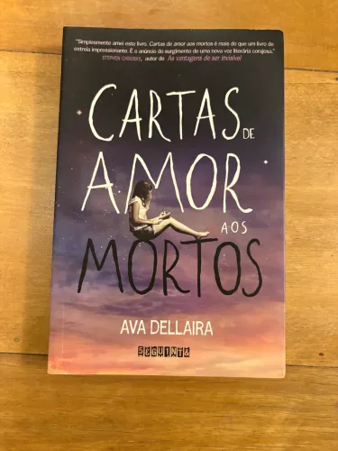 Livro Cartas de amor aos mortos - Ava Dellaira