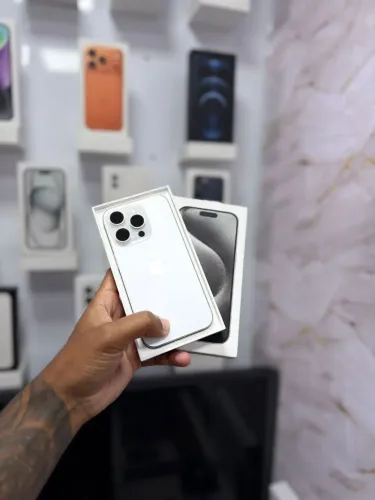 IPHONE 15 PRO 128GB BRANCO<br>R$ 3.999,00