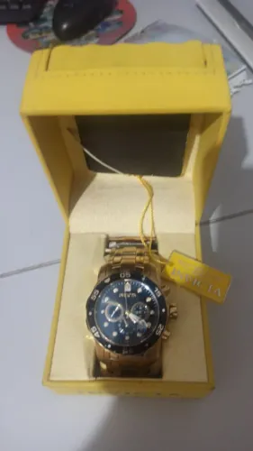 Relógio invicta pro diver dourado