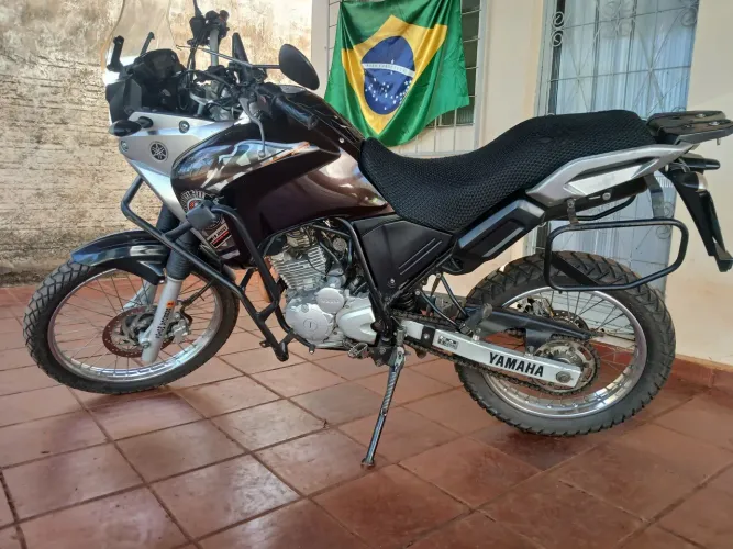 Motocicleta em perfeito estado
