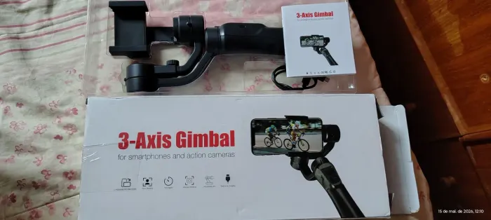 Estabilizador de 3 eixos profissional pra smartphone