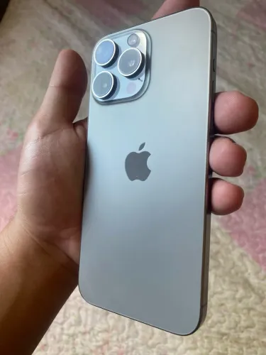 iPhone 15 pro max 256 gb