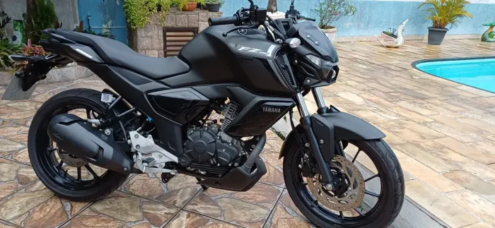 YAMAHA FZ 15 2026 LINDA .ACEITO TROCA