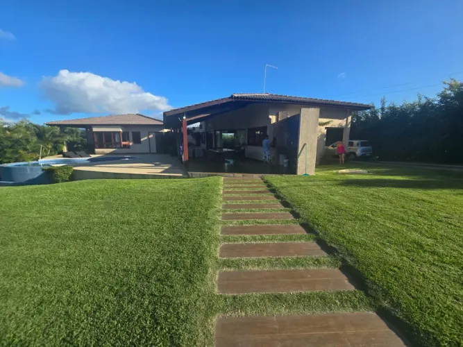 CASA DE ALTO PADRÃO A VENDA EM GRAVATÁ!!