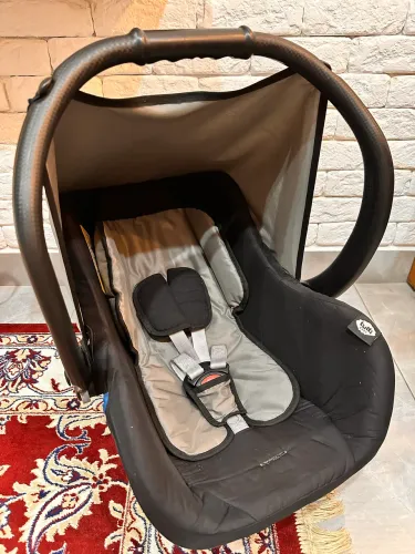 Bebê Conforto Cinza - Tutti Baby (BRINDE CAPA)