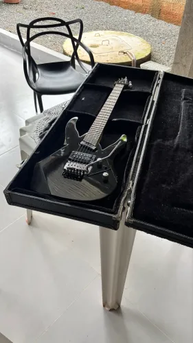 Guitarra Tagima K2