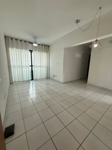 Apartamento para Venda em Recife, Apipucos, 3 dormitórios, 1 suíte, 3 banheiros, 2 vagas
