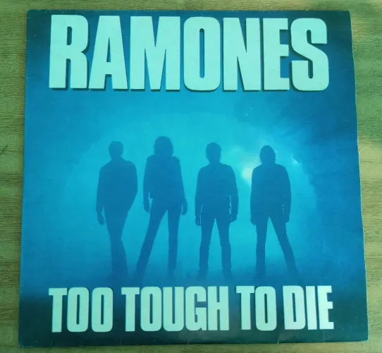 LP Vinil Ramones - Too tough to Die