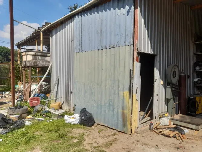 Chácara cituada em itapecerica da serra