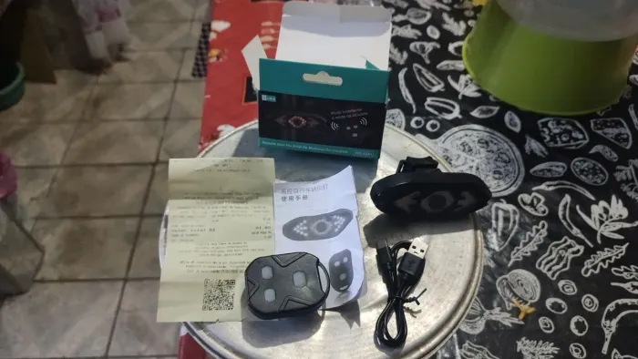 Sinaleira para bike J.W.S ESQUERDA E DIREITA