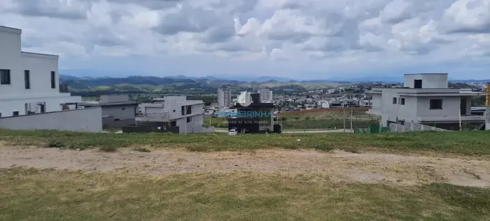 Terreno à venda, 333 m² por R$ 680.000,00 - Terras Alpha - Urbanova - São José dos Campos/