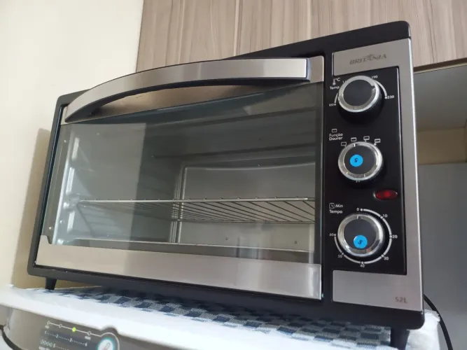 Forno BRITÂNIA 52L