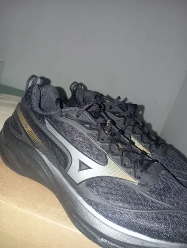 Tênis Mizuno Space 5 Masculino, preto . N° 41