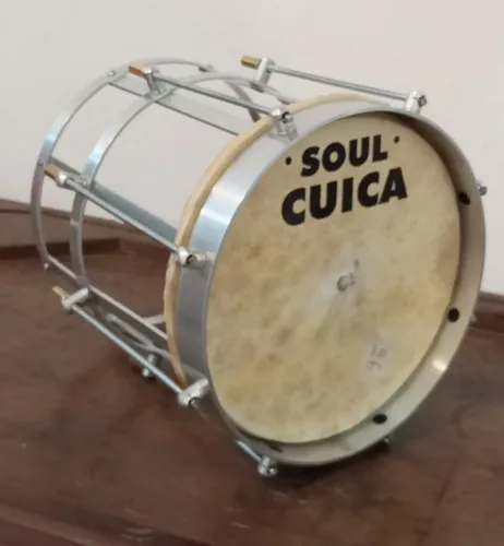 Cuíca de alumínio