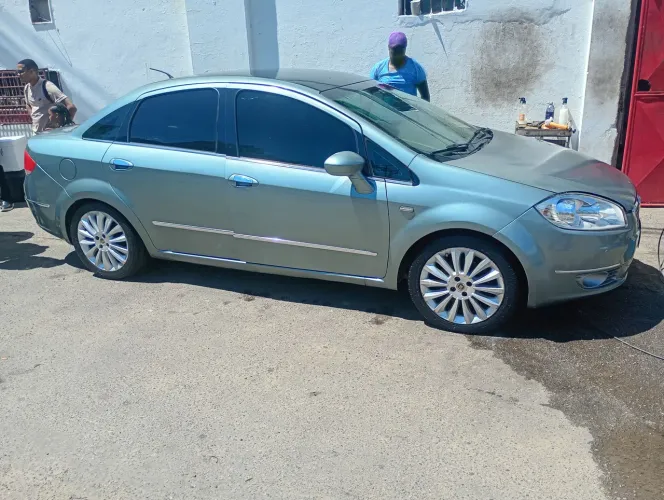 Fiat Linea 1.9/ HLX 1.9/ 1.8 Flex 16V 4P 2011