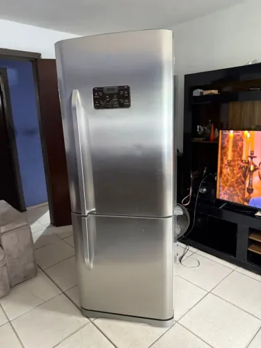 Geladeira Electrolux inverse inox 220w entrego