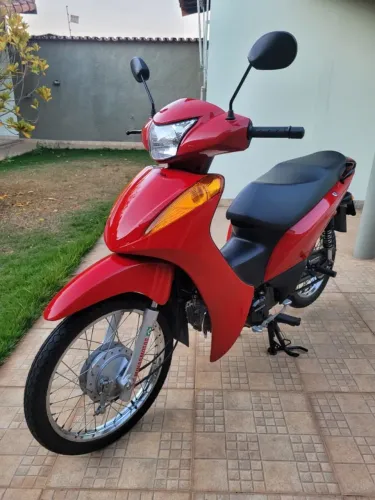 Biz 2014 100 cilindradas muito conservada