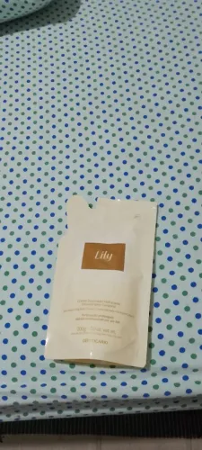 Creme corporal Lily novo