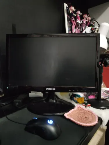 Monitor Samsung Led S19C301F