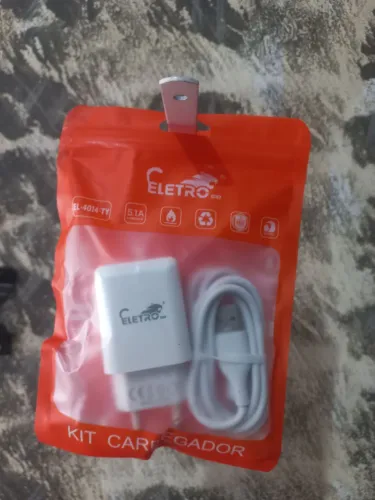 Temos carregadores tipo C, carregadores para iPhone, carregadores V8.