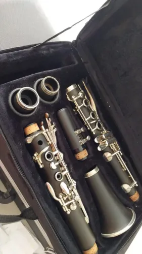 Clarinete Si Bemol 17 chaves