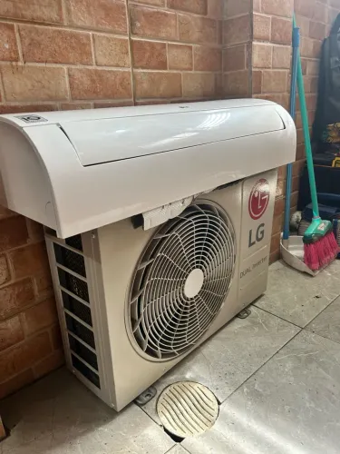 Ar Condicionado LG inverter 12.000Btu SEMI NOVO