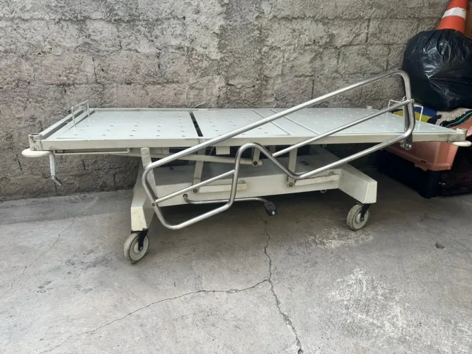 Cama Hospitar