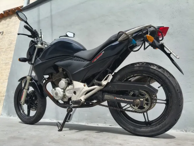 Moto cb300r 2012