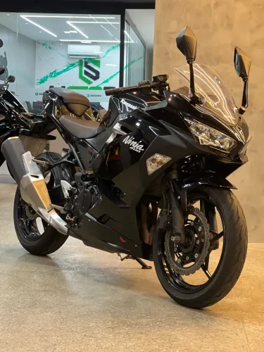KAWASAKI NINJA 400 2021