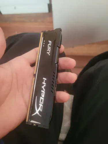 Vendo memoria ram 4gb ddr4 3000mhz