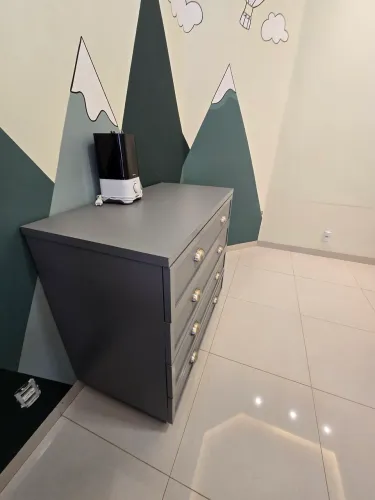 Berço e cômoda em MDF