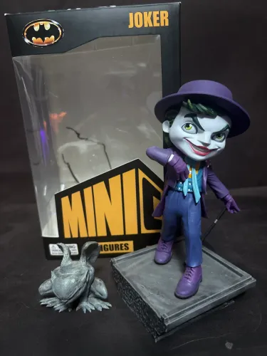 Mínico Joker - Batman - Iron Studios