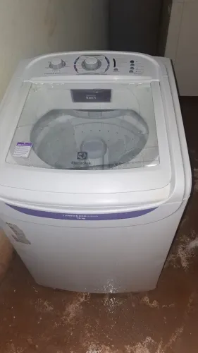 Maquina Electrolux 15 kilos funcionando perfeitamente por 800 reais
