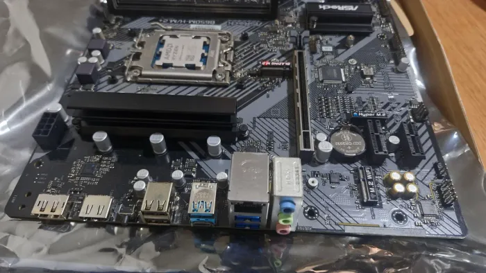 Processador r5 8600g AM5 B650 ASROCK