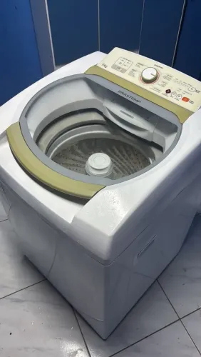 MÁQUINA DE LAVAR BRASTEMP MUITO NOVA DOU GARANTIA DE 3 MESES FAÇO A ENTREGA GRÁTIS