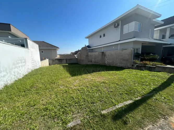 Oportunidade - Terreno em Condomínio - Urbanova - Residencial Floradas da Serra - 250m².